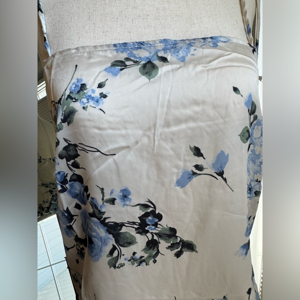 Honey Punch | Floral Spaghetti Strap Camisole | Small - Picture 5 of 9